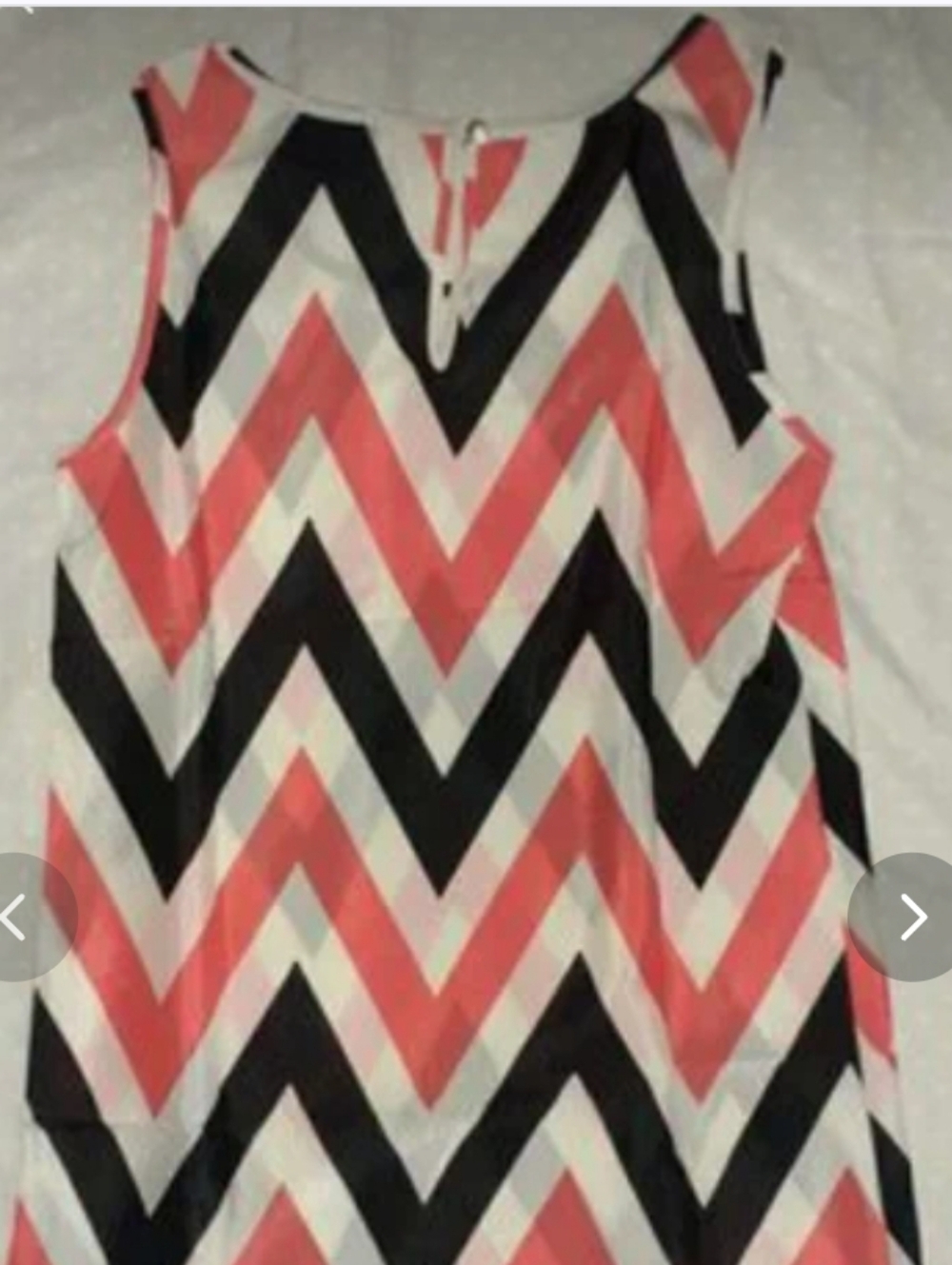 Sleeveless Chevron Print Tank Top - Coral, Black & White